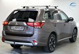 Mitsubishi Outlander 2.0 203PS Plug-in-Hybrid PHEV TOP 4WD - Mitsubishi: Plug In