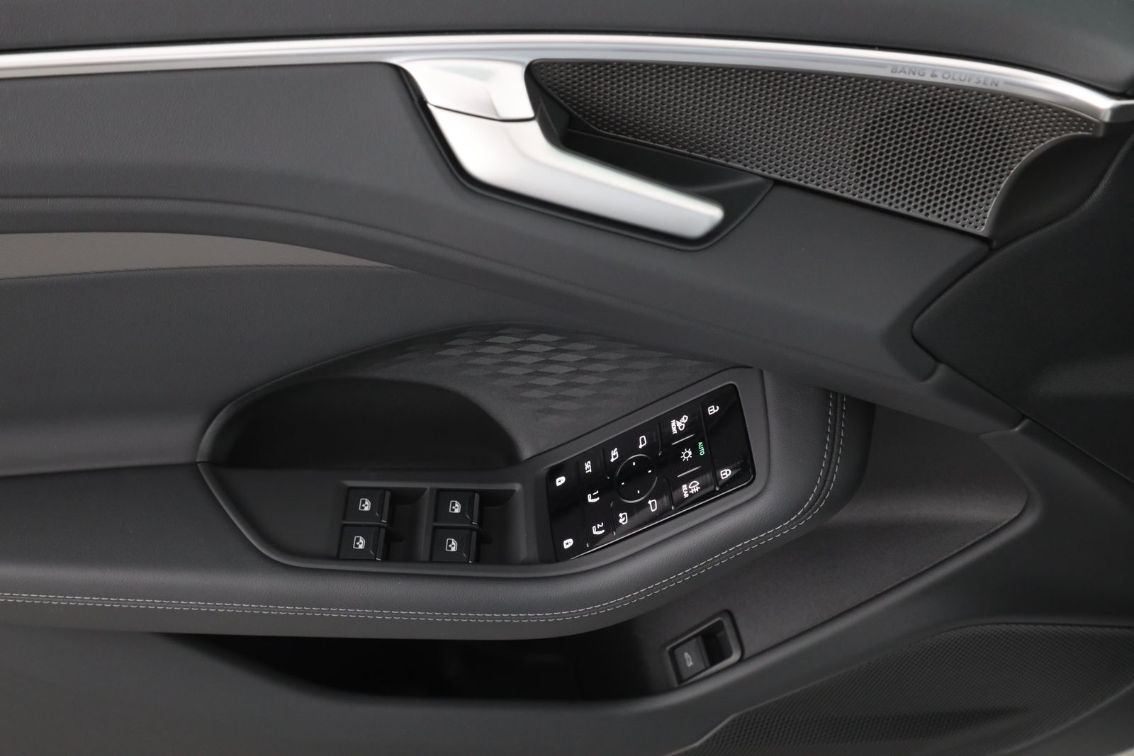 Audi A6 - Bild 17