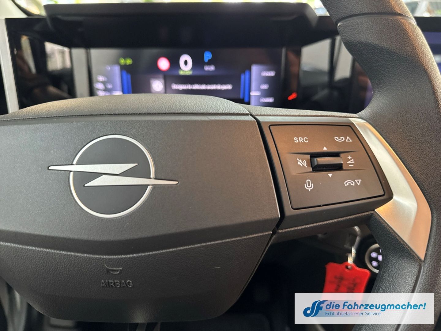 Fahrzeugabbildung Opel Frontera Electric Edition 83 kW Digitales Cockpi