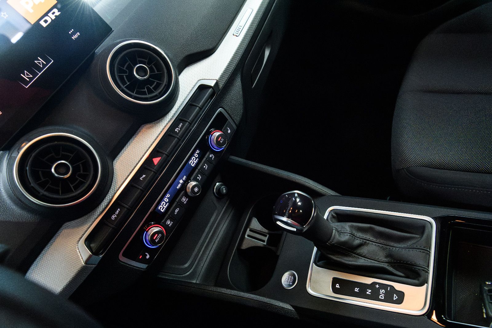Fahrzeugabbildung Audi Q2 35 TFSI +Kamera +Sitzheizung +DAB
