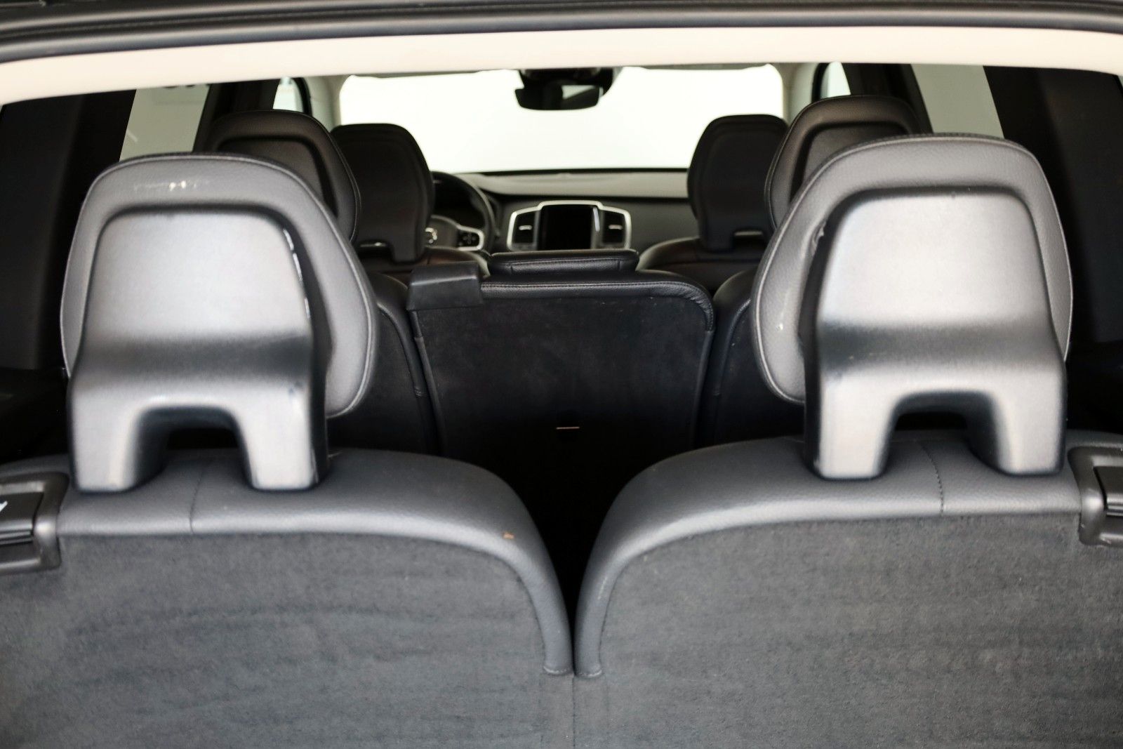 Fahrzeugabbildung Volvo XC90 Momentum Pro AWD,Leder,Navi,SH,7Sitzer,ACC