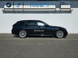 BMW M340i xDrive Touring DAPro*Head-Up*adapLED*Alarm - BMW mit Benzin-Antrieb: Kombi