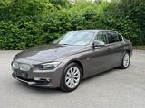 BMW 318d F30 Modern Line Automatik Navi Leader - BMW: F30