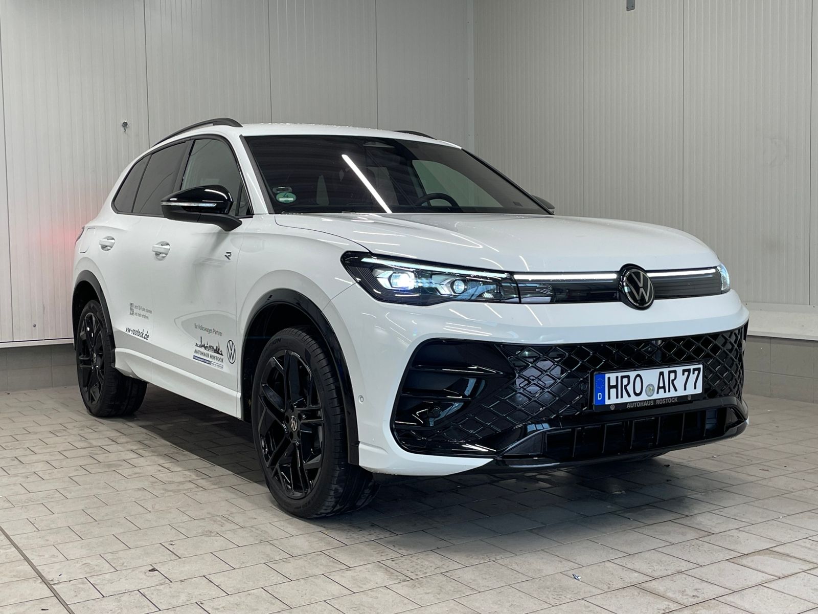 Tiguan R-Line 1.5 TSI eHybrid DSG AHK MATRIX-LED