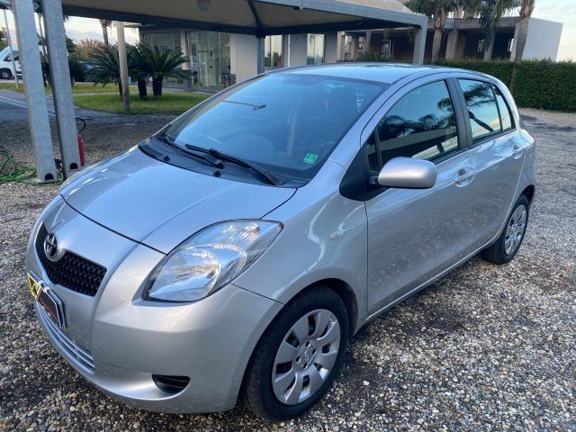 Toyota TOYOTA Yaris 1.0 5 porte Sol