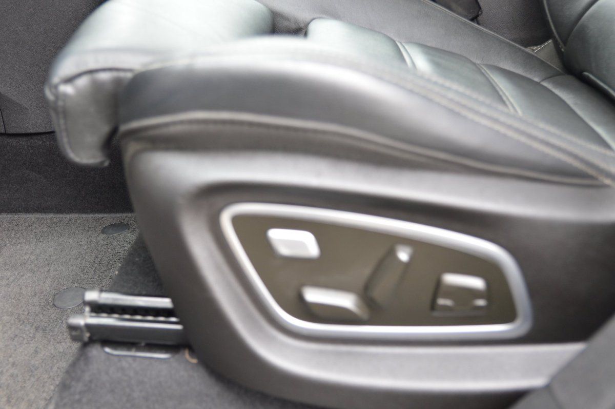 Fahrzeugabbildung Renault Scenic IV   Grand Executive Leder AHK Bose Autom