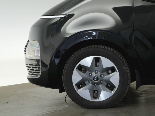 STARIA HEV PRIME AUTOMATIK 9-SITZER+VOLL LED+NAV