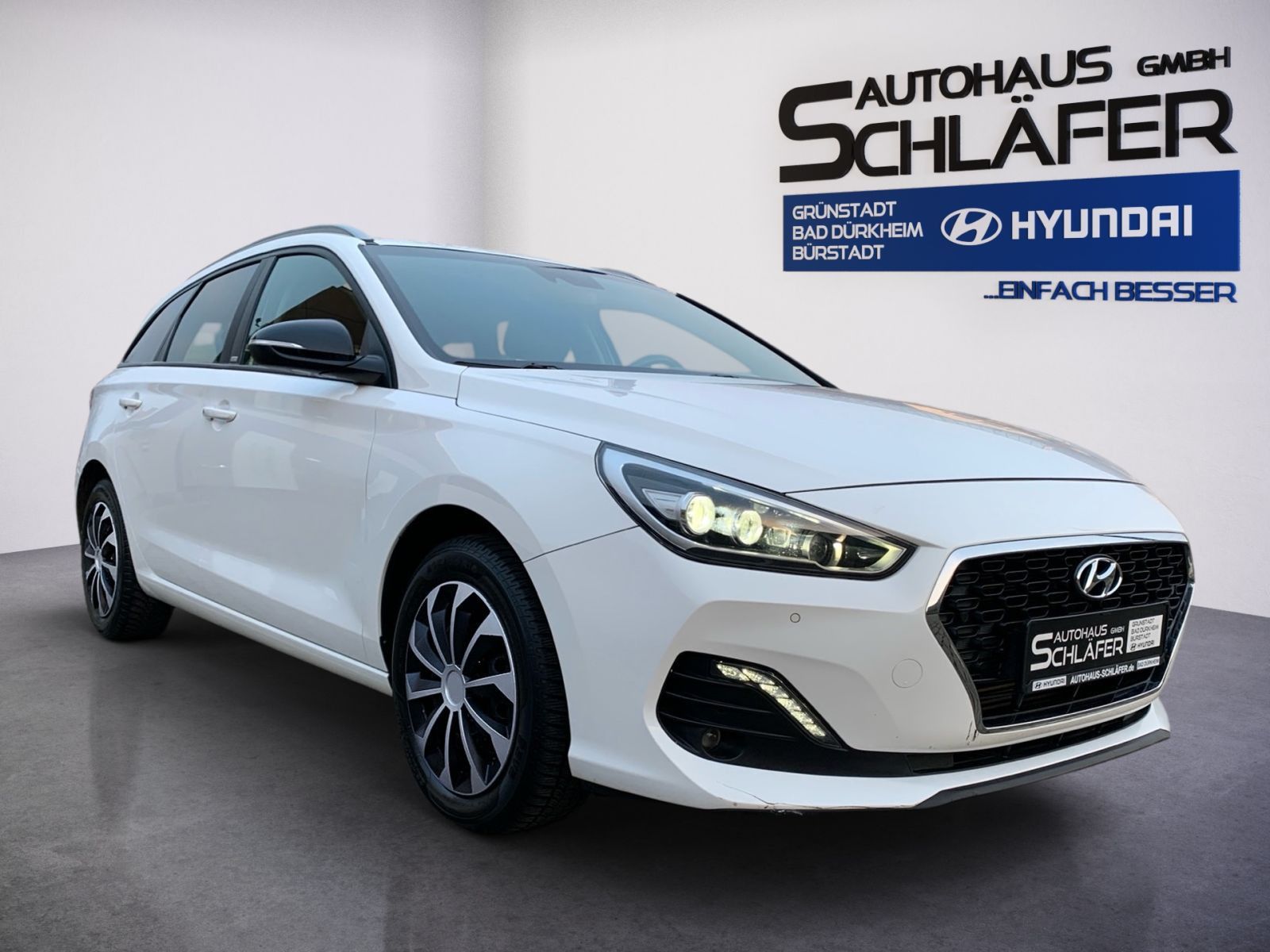 Fahrzeugabbildung Hyundai i30 Kombi 1.4 T-GDI 7-DCT YES! Plus LED AHK