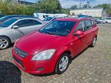 Kia cee'd / Ceed Sporty Wagon 1.4 - Kia cee'd / Ceed in Köln