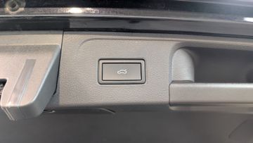 Volkswagen Passat 2.0 TDI Elegance ACC+KAM+MATRIX+AHK