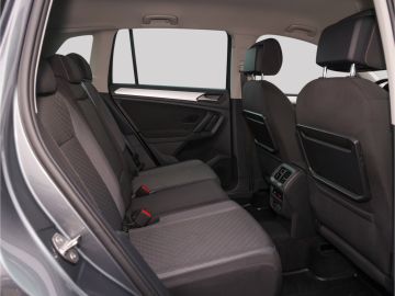 Volkswagen Tiguan Comfortline 1.5 TSI DSG AHK ACC Navi App