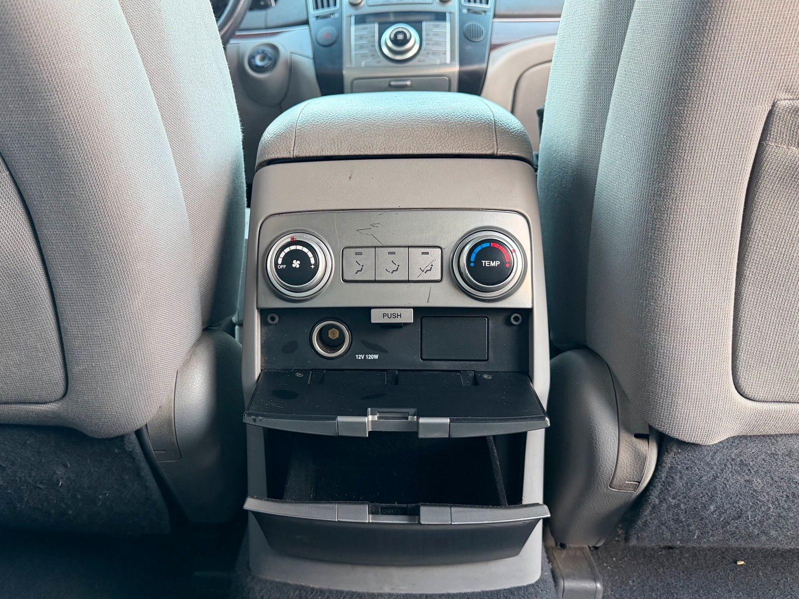 Hyundai ix55 2009 — photo 13