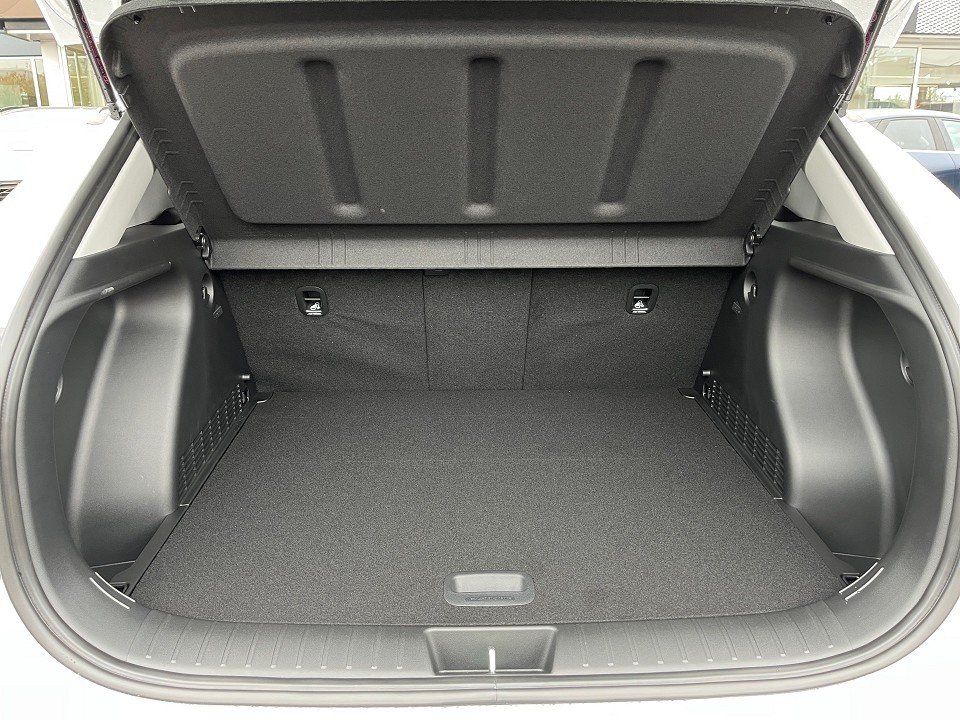 Fahrzeugabbildung Hyundai KONA Elektro 65kWh Trend Assistenz-Paket