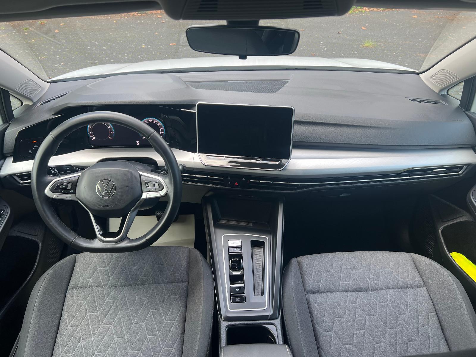 Volkswagen Golf VIII Lim. Life 1.5 eTSI DSG -NAVI -PDC -LED, миниатюра 20