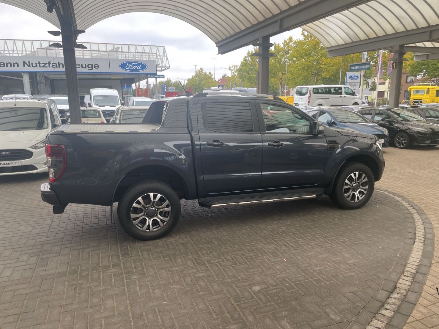 Fahrzeugabbildung Ford Ranger Wildtrak DoKa 4x4 2.0 TDCi AHK Navi Leder