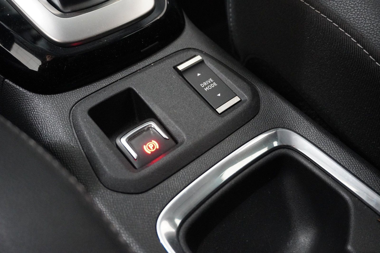 Fahrzeugabbildung Opel Corsa-e F ELEGANCE 3-PHASIG NAVI/LED/KAMERA/DAB+