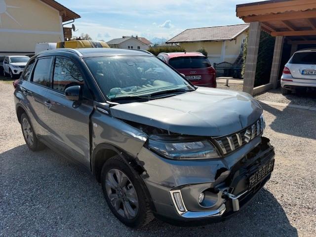Suzuki Vitara  Hybrid.Benzin.Ele 4x4+km 4900