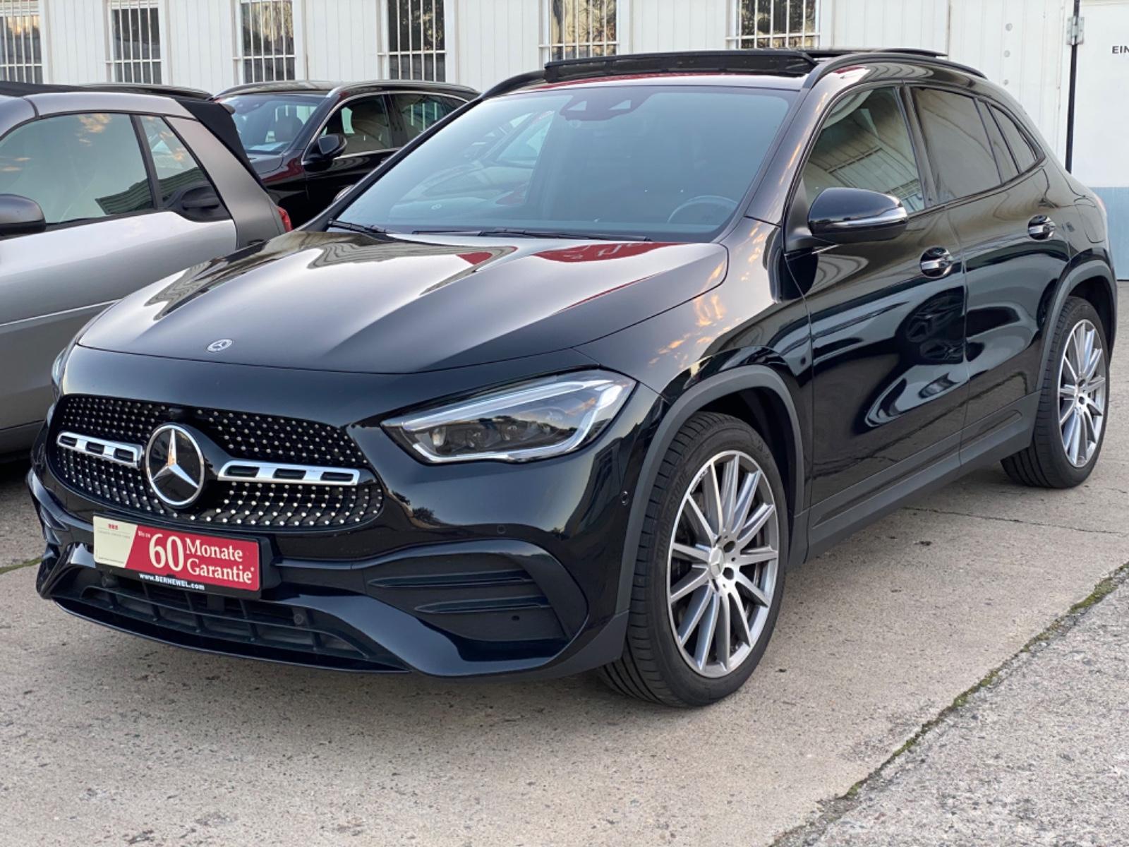 Mercedes-Benz GLA220d AMG 4M_Offroad-Paket_Panorama_MBUX_RFKam