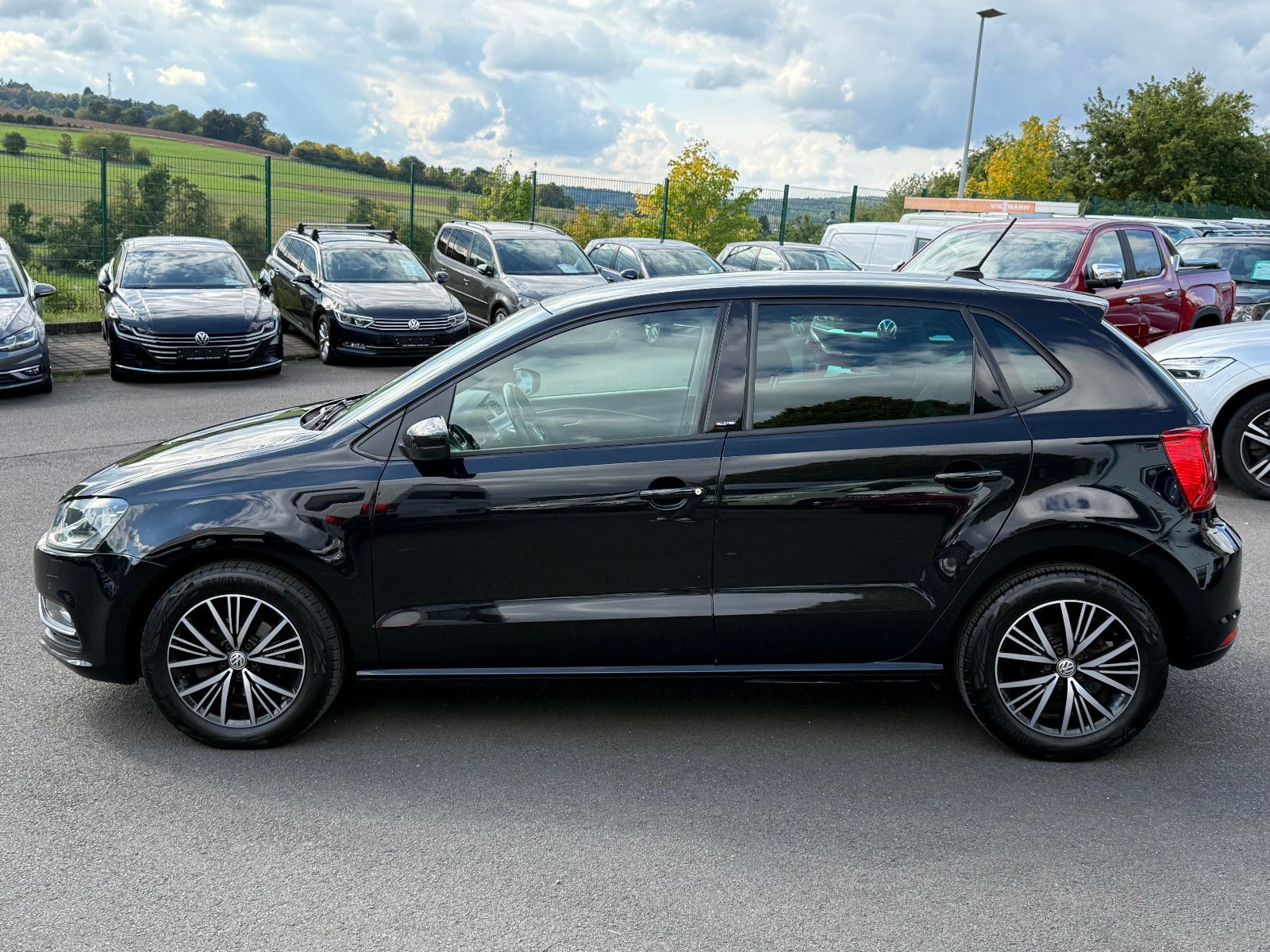Fahrzeugabbildung Volkswagen Polo V Allstar 1.4 TDI Start-Stopp GRA Navi SHZ