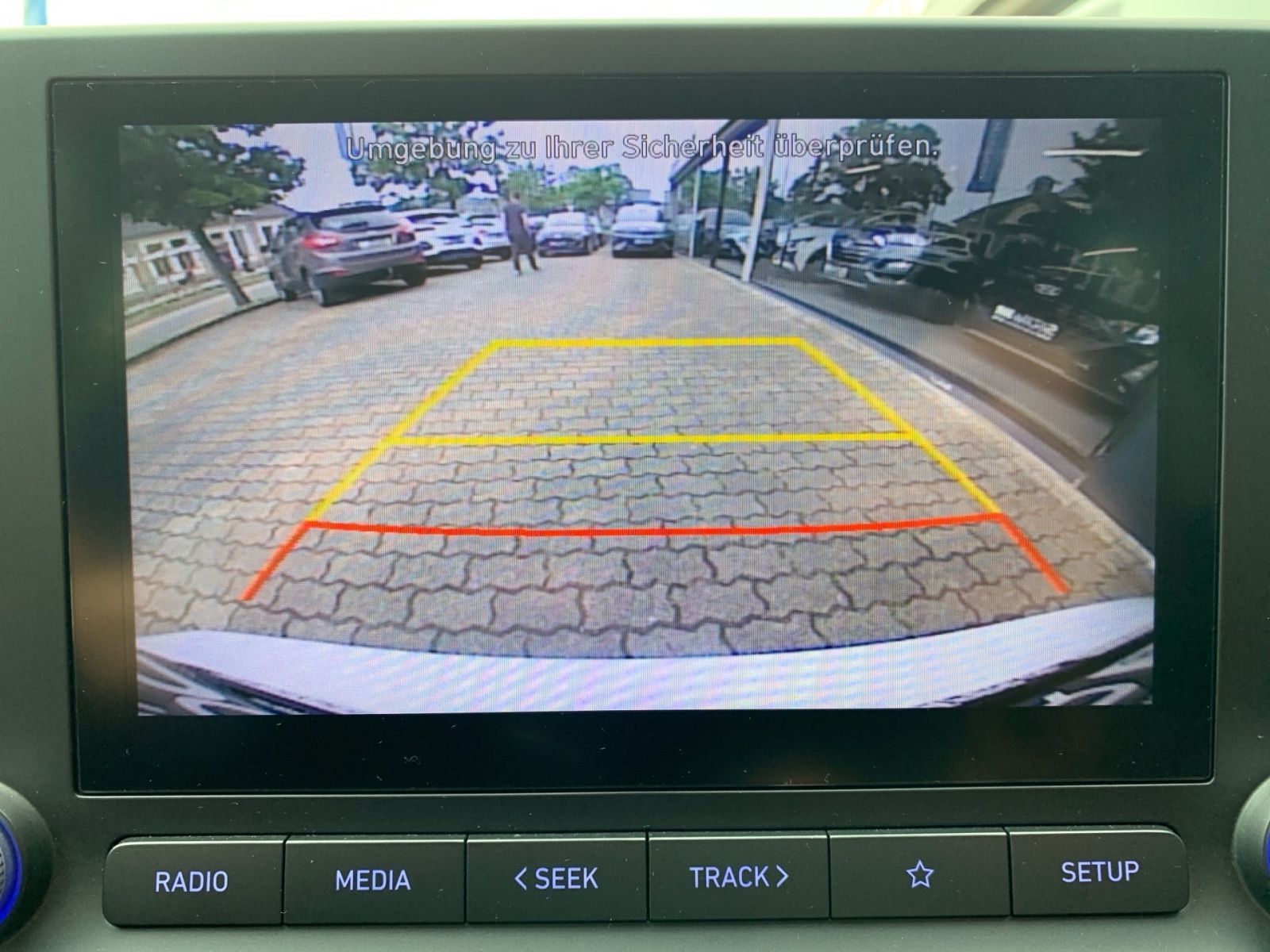 Fahrzeugabbildung Hyundai KONA Select Elektro 11 kW OBC Sitzheizung