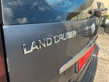 Toyota Land Cruiser - 9