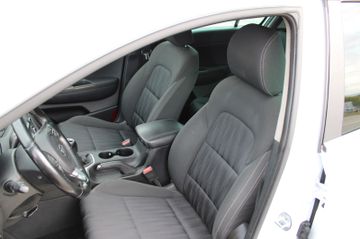 KIA Sportage - 12