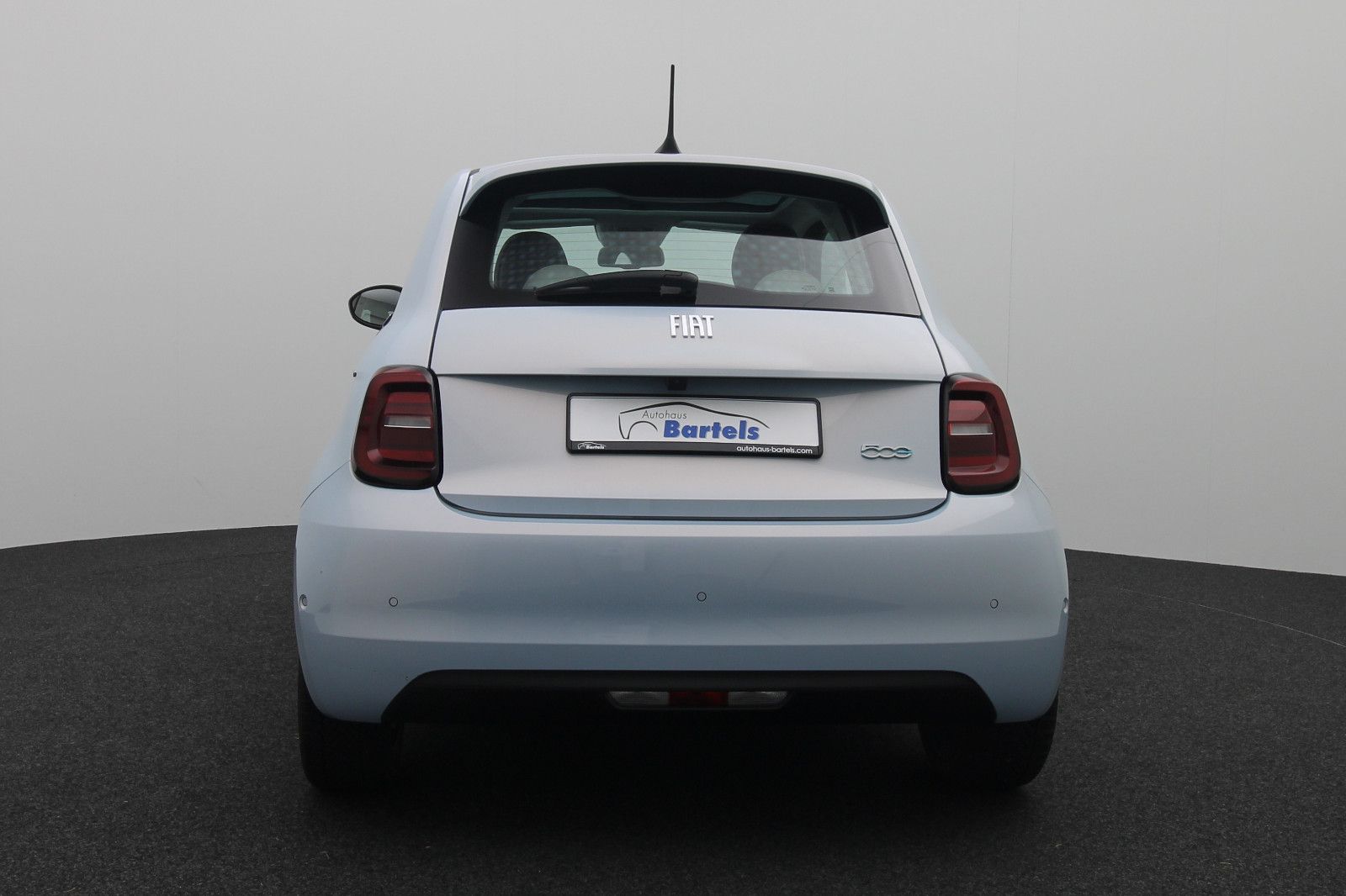 Fahrzeugabbildung Fiat 500e La Prima incl. Wallbox