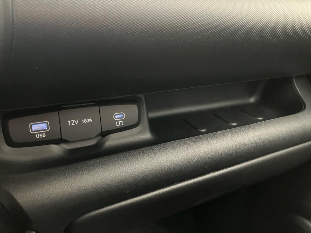 Fahrzeugabbildung Hyundai INSTER EV 42 kWh Select KlimaA Navi PDC KAM