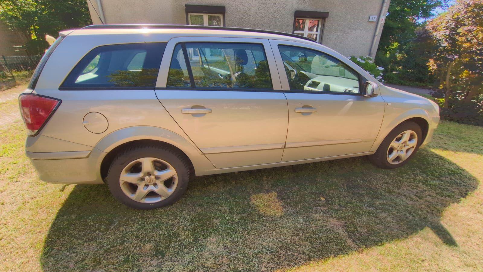 Opel Astra 2007 — photo 9