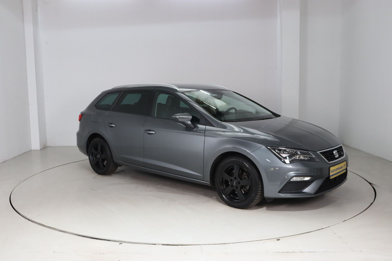 Fahrzeugabbildung SEAT Leon ST 1.4 FR LE 1. Hand * LED * Navi