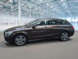 Mercedes-Benz CLA 180 Shooting Brake PEAK Edition, R_KAM, Navi - blaue Mercedes-Benz CLA 180 Shooting Brake