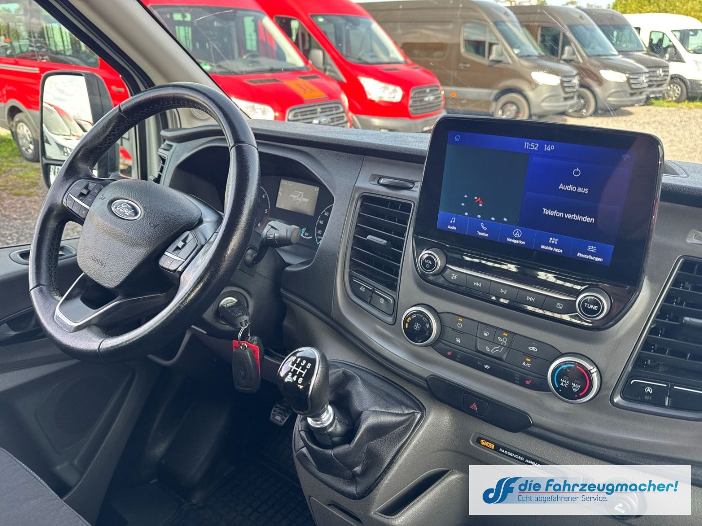 Fahrzeugabbildung Ford Transit Pritsche 350 L3 Doppelkabine Trend 2.0 T