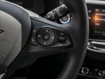 Opel Corsa F e Edition Fahrer-Assistenz-Paket Kamera