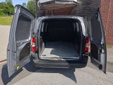 Citroën Berlingo HDi 130 CLUB XL L2 keyless 8fach - Citroën Berlingo: Silber