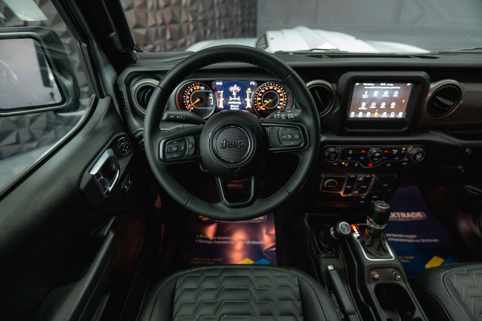 Fahrzeugabbildung Jeep Wrangler 3.6 V6 UNLIMITED SPORT OFFROAD 4x4 LED