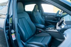 AUDI A6 TDI quattro/ LUFTFAHR./ 21"/ TECH PRO/ S LINE AUDI A6 TDI quattro/ LUFTFAHR./ 21"/ TECH PRO/ S LINE