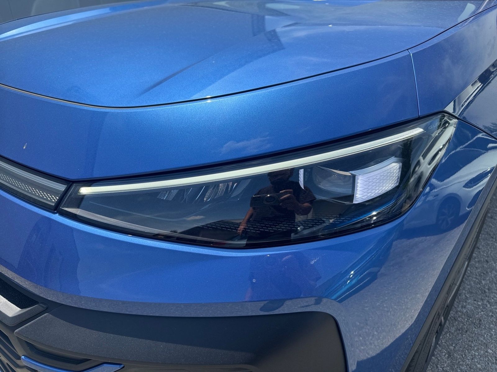 Volkswagen T-Roc 1.5l eTSI DSG Style PANO AHK MATRIX KAMER foto 4