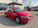 Volkswagen Golf 1.6 TDI Variant Comfortline *DSG*Navi*AHK - Volkswagen Golf mit Diesel-Antrieb: 1.6