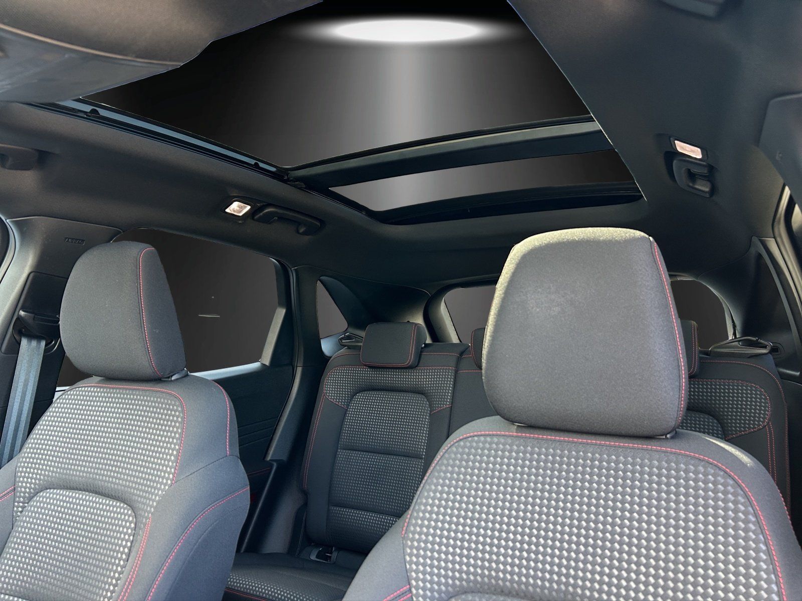 Fahrzeugabbildung Ford Kuga 2.5 PHEV ST-Line Aut./LED/NAVI/KAMERA/PANO/