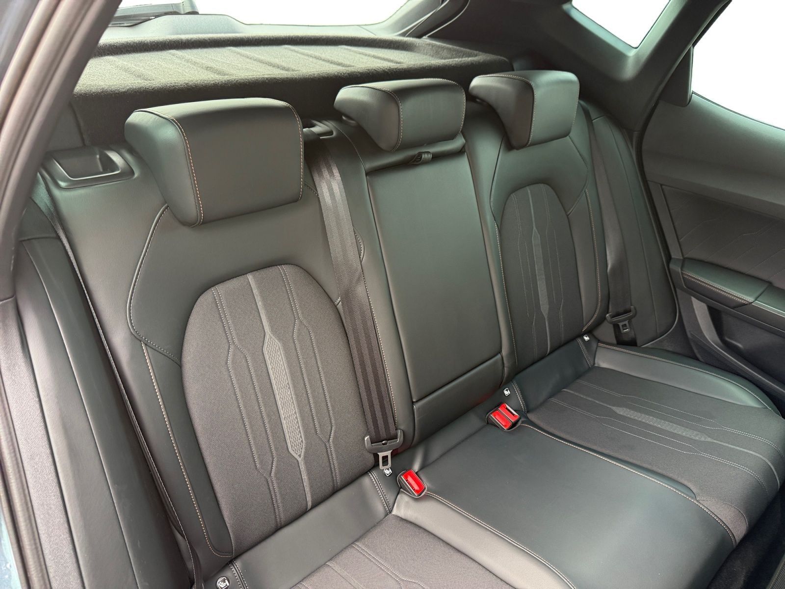 Fahrzeugabbildung CUPRA Formentor 2,0 TDI 4Drive DSG ACC RFK MEMORY