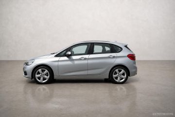 BMW 218 - 11