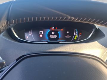 Peugeot 5008 Allure Pack 1.2 136 Kam.+KeyLess+LED+Navi