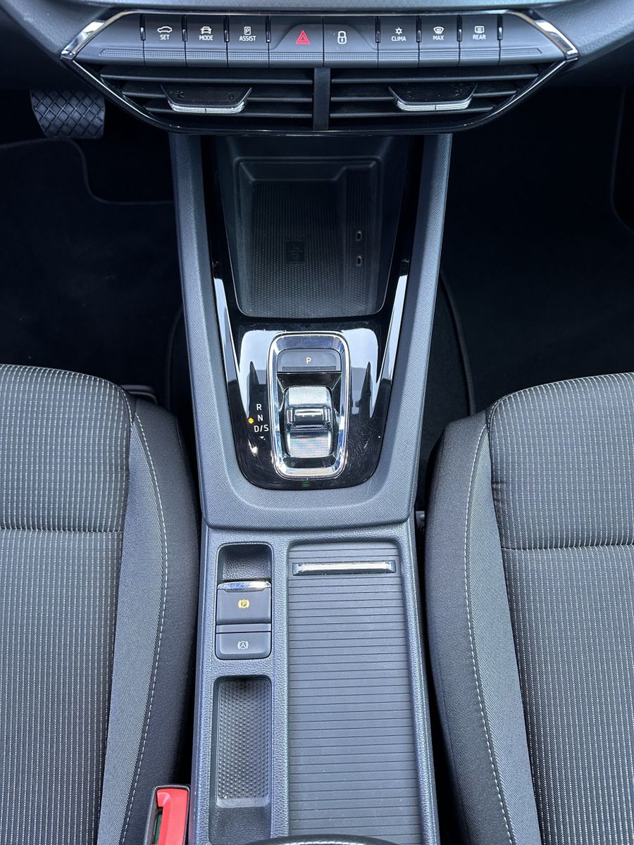 Fahrzeugabbildung SKODA Octavia Ambition iV 1.4 TSI DSG NAV+LED+ACC+18ZO
