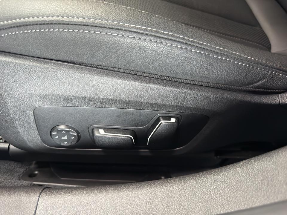 BMW M340i xDrive Touring Auto Navi Tempom.aktiv