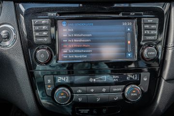 Fahrzeugabbildung Nissan X-Trail Tekna 4x4 |LEDER|360°KAMERA|BOSE|PANO|7S