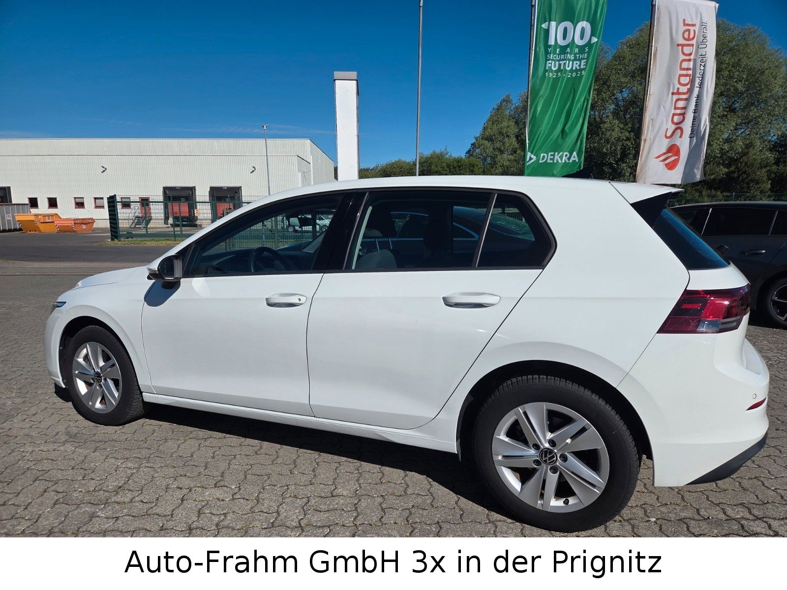 Volkswagen Golf VIII Lim. Life eTSI LED NAVI foto 3