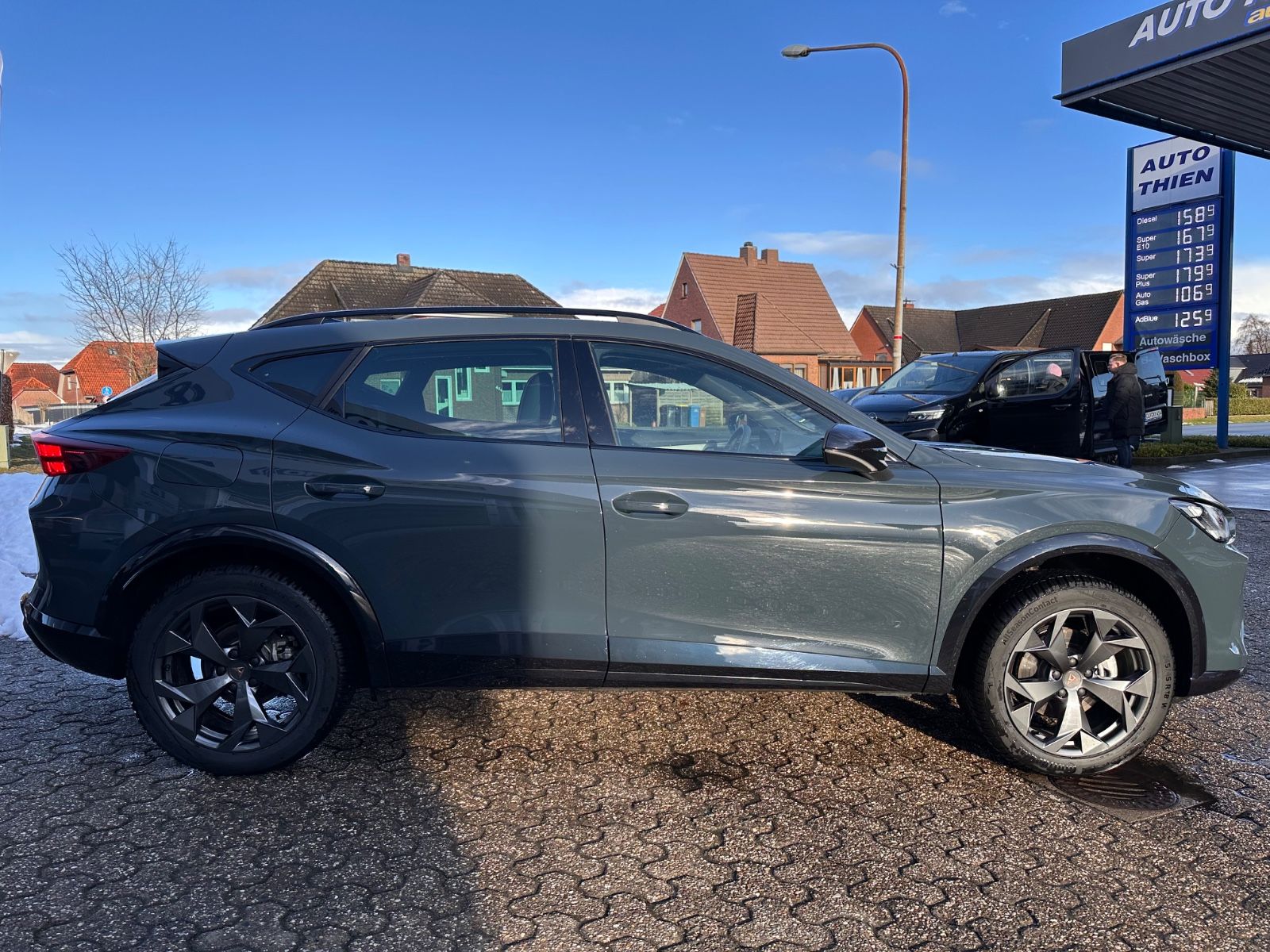 Fahrzeugabbildung CUPRA Formentor 1.5 eTSI DSG ACC/LED/APP/GJR/SHZG