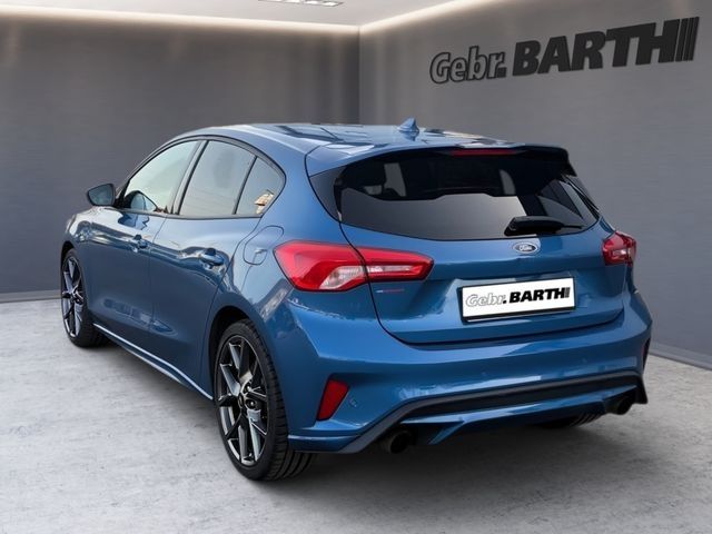Fahrzeugabbildung Ford Focus Lim. ST Winter+Designpaket2,AHK
