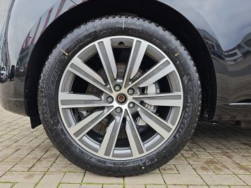 Land-Rover Range Rover - 10