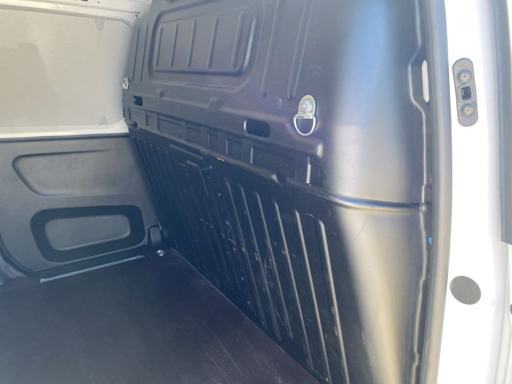 Fahrzeugabbildung Citroën Berlingo 1.5 Diesel 130 XL *Nav*Cam*TWA*360*Verk